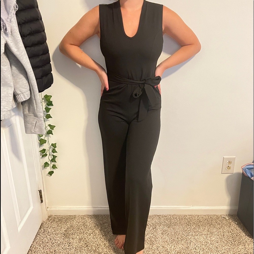 Black dressy jumpsuit, no size- fits like a Small